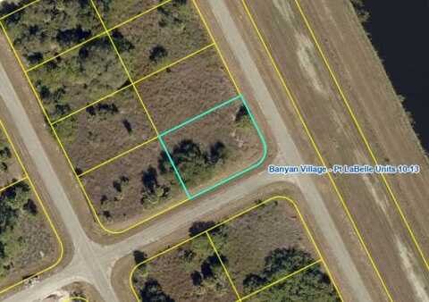 1118 Silverfish Dr, Banyan Village, FL 33935