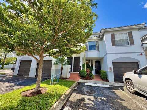 735 SW 148th Ave, Davie, FL 33325