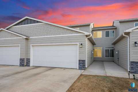 8162 E Tencate Pl, Sioux Falls, SD 57110