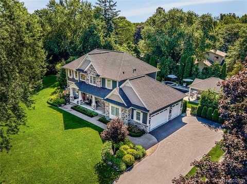 355 Hillboro Drive, Bloomfield Hills, MI 48301