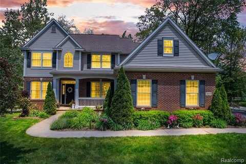 13698 Webbs Shore Drive, Gregory, MI 48137