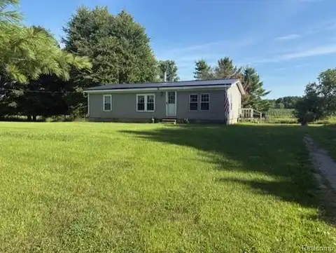 4114 Snoblin Road, North Branch, MI 48461