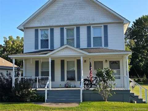 489 DIXIE Boulevard, Algonac, MI 48001