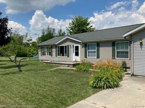 2343 Tia Street, Croswell, MI 48422