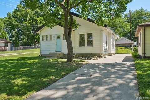 131 S Tilden Avenue, Waterford, MI 48328