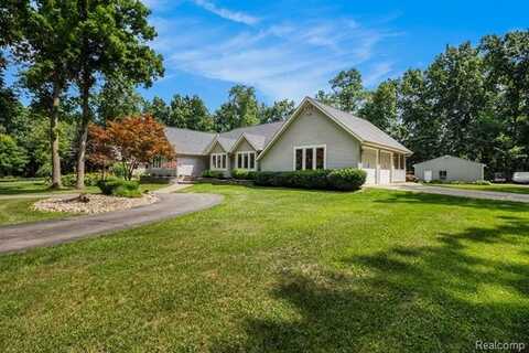6335 Prospect Street, Linden, MI 48451