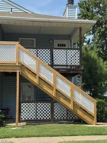 4155 Thalia Station Circle, Virginia Beach, VA 23452