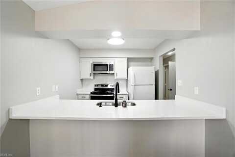 113 Roane Drive, Hampton, VA 23669