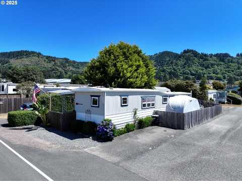 98090 W BENHAM LN, Brookings, OR 97415