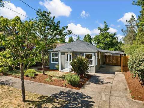 135 E 31ST AVE, Eugene, OR 97405
