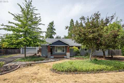 590 Colonial DR, Springfield, OR 97477