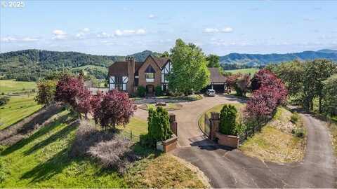 331 METZ HILL RD, Oakland, OR 97462