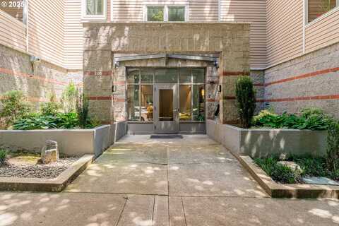 205 S MONTGOMERY ST, Portland, OR 97201