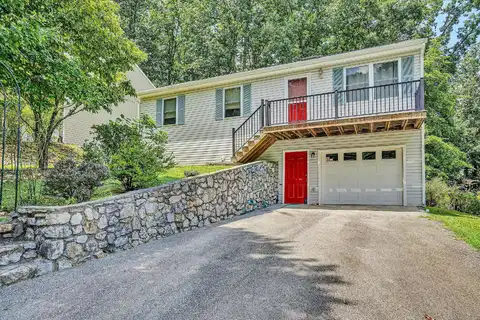 3825 Welcome Valley RD SE, Roanoke, VA 24014