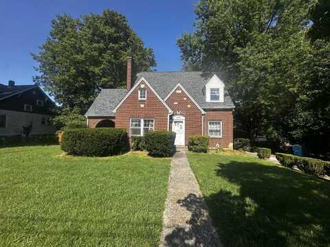 3542 Princeton CIR NE, Roanoke, VA 24012