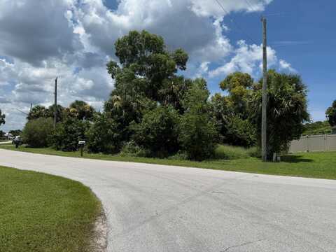 2164 SE Mandrake Circle, Port Saint Lucie, FL 34952