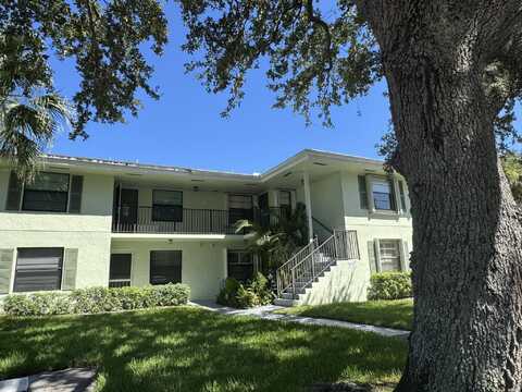 801 Sabal Ridge Circle, Palm Beach Gardens, FL 33418