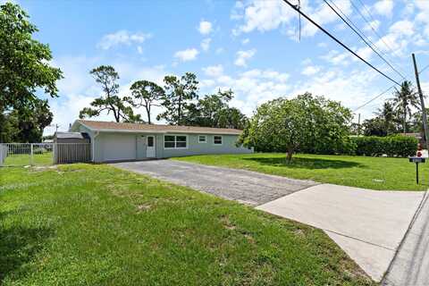 930 Rutherford Lane, Haverhill, FL 33415