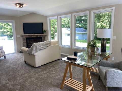17182 Crosstown Boulevard NW, Andover, MN 55304