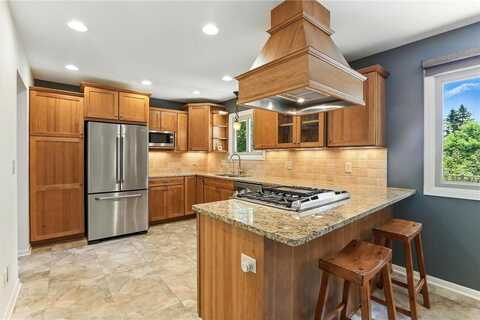 5820 139th Street W, Apple Valley, MN 55124