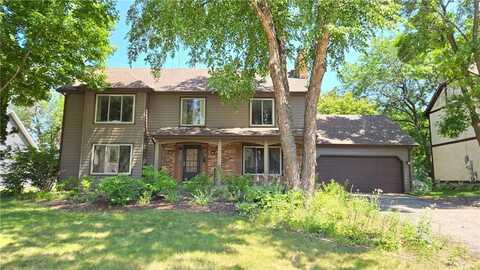 3233 Churchill Court, Woodbury, MN 55125