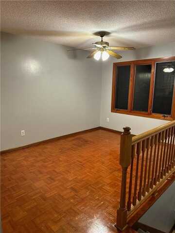 5635 W Bavarian Pass, Fridley, MN 55432