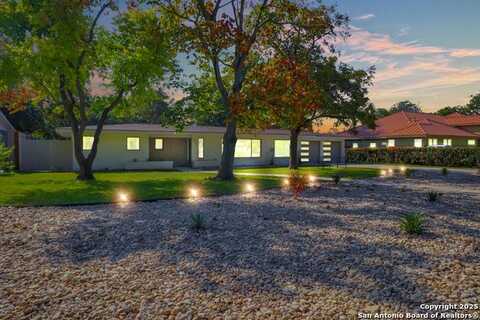 606 Antler Dr, San Antonio, TX 78213