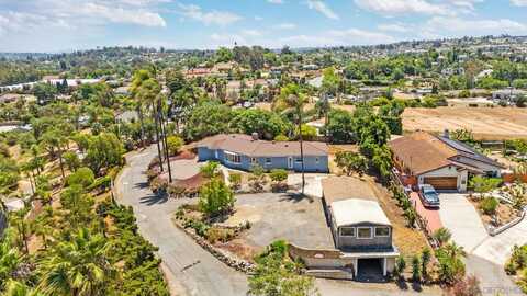2530 Pruett Dr, Vista, CA 92084