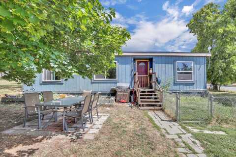 209 E Ticknor St St, Fairfield, WA 99012