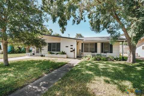 706 Fern Lane, Victoria, TX 77904