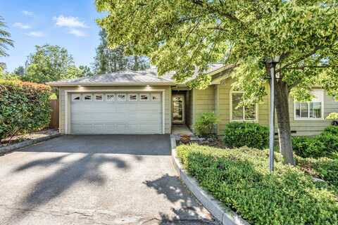 2130 Birchwood Lane, Ashland, OR 97520