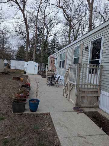 13541 Pinewood Drive, Grand Haven, MI 49417