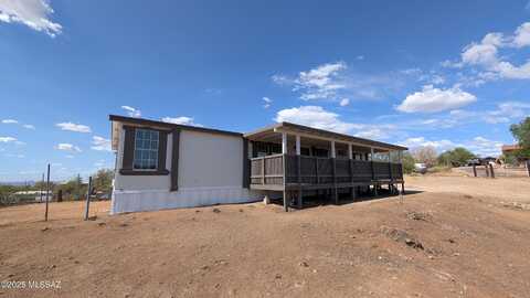 1324 W Apache Joe Court, Oracle, AZ 85623