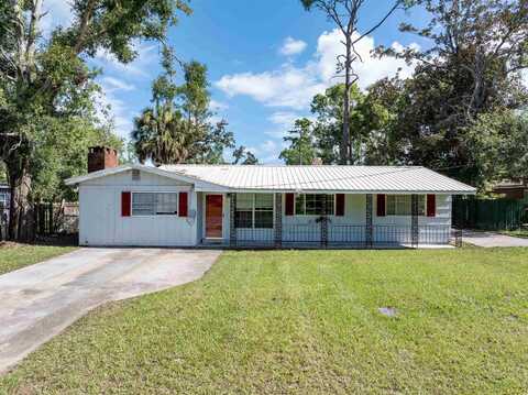 1008 E Julia St, Perry, FL 32347
