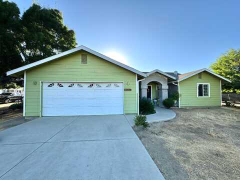 12637 Orange Belt Drive, Porterville, CA 93257