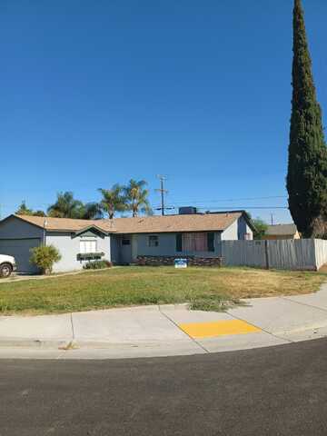 610 Fairhaven Avenue, Porterville, CA 93257
