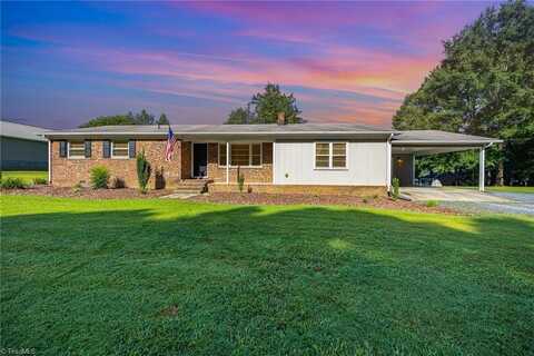 1452 Ben Lambeth Road, Asheboro, NC 27205