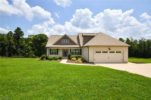 8861 Belews Ridge Road, Stokesdale, NC 27357