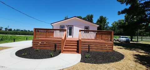 2040 Arrowhead Road, Dunn, NC 28334
