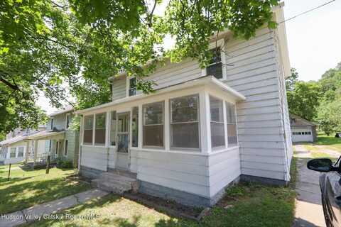 16 Maple Street, Catskill, NY 12414