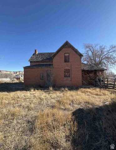 20 S 200 W, Escalante, UT 84726