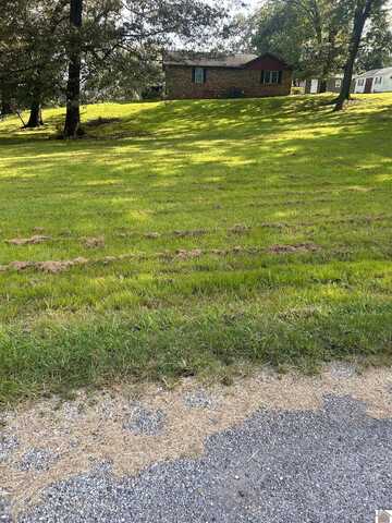 4055 Dogwood Ln, Paducah, KY 42001