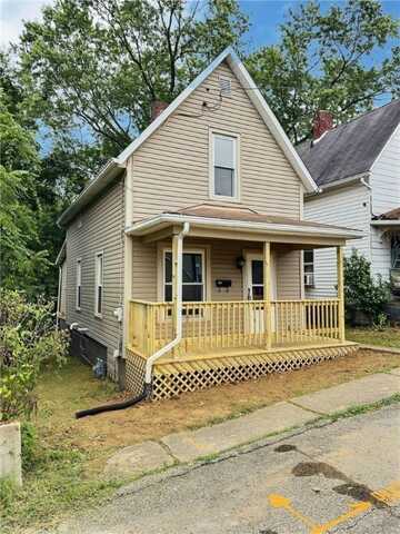 290 Cherry St, Franklin, PA 15370