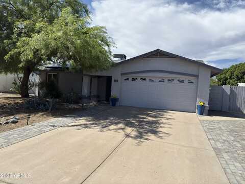 2520 W SURREY Avenue, Phoenix, AZ 85029
