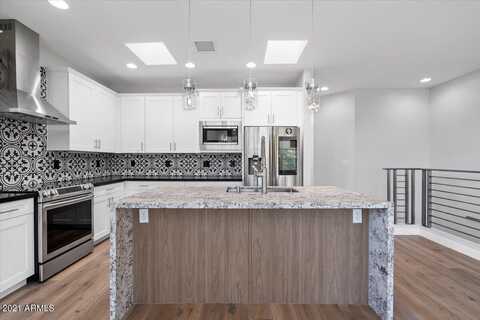 1214 W 5TH Street, Tempe, AZ 85281