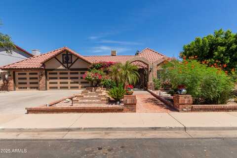 1114 W Meseto Avenue, Mesa, AZ 85210