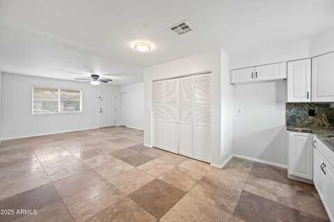 2946 W VILLA MARIA Drive, Phoenix, AZ 85053