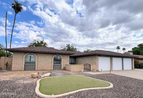 4642 W AUGUSTA Avenue, Glendale, AZ 85301