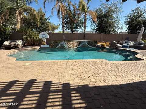 4060 E CANYON Way, Chandler, AZ 85249