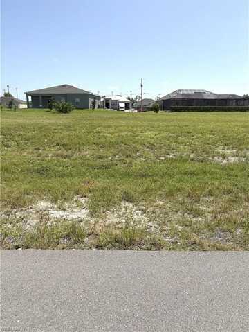 1815 NW 9th, CAPE CORAL, FL 33993